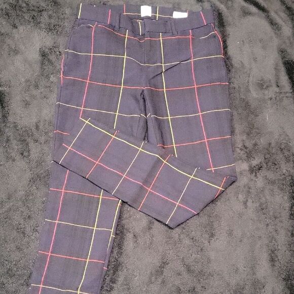 GAP Navy Plaid Pants with Red and Yellow Accents. Signature Ankle Skinny Sz 2 - Picture 1 of 4